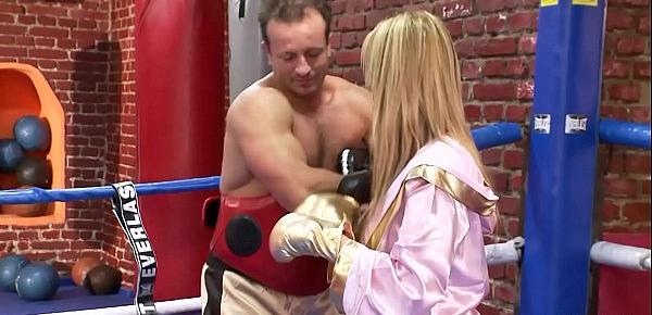  Horny Dude Teaches her how to Box with his Hard Dick